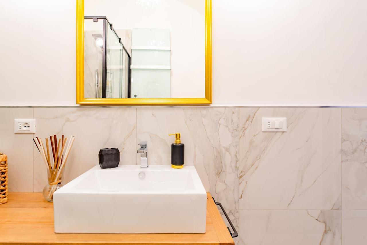 Cavour Central Apartment トリノ エクステリア 写真
