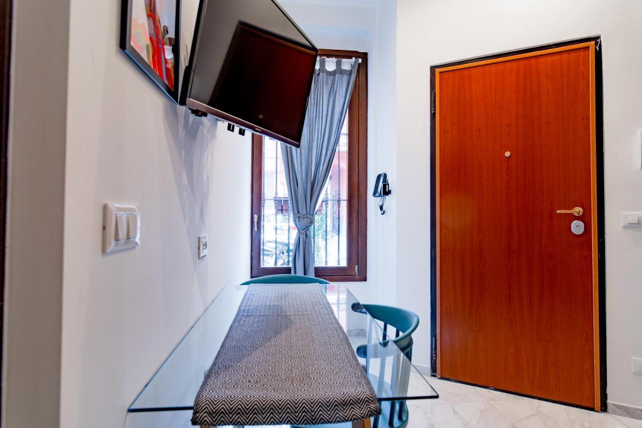 Cavour Central Apartment トリノ エクステリア 写真