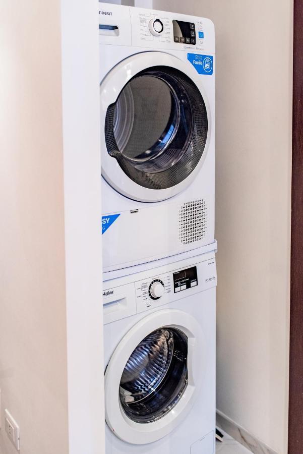 Cavour Central Apartment トリノ エクステリア 写真